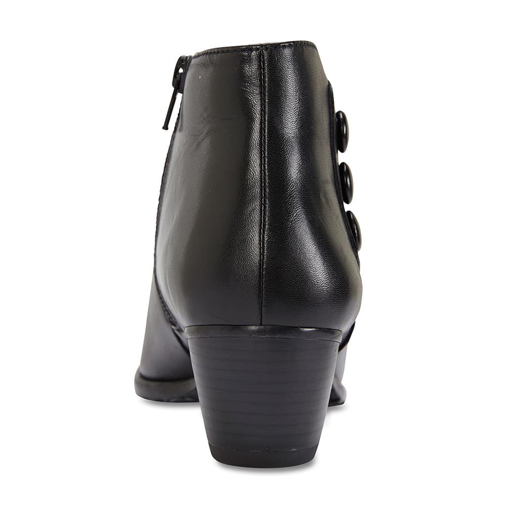 Lennon Boot in Black Leather