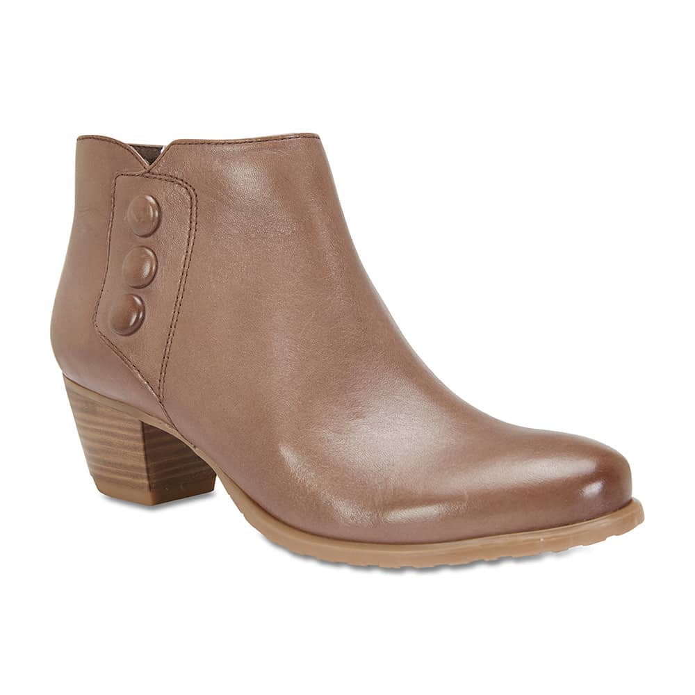 Lennon Boot in Taupe Leather
