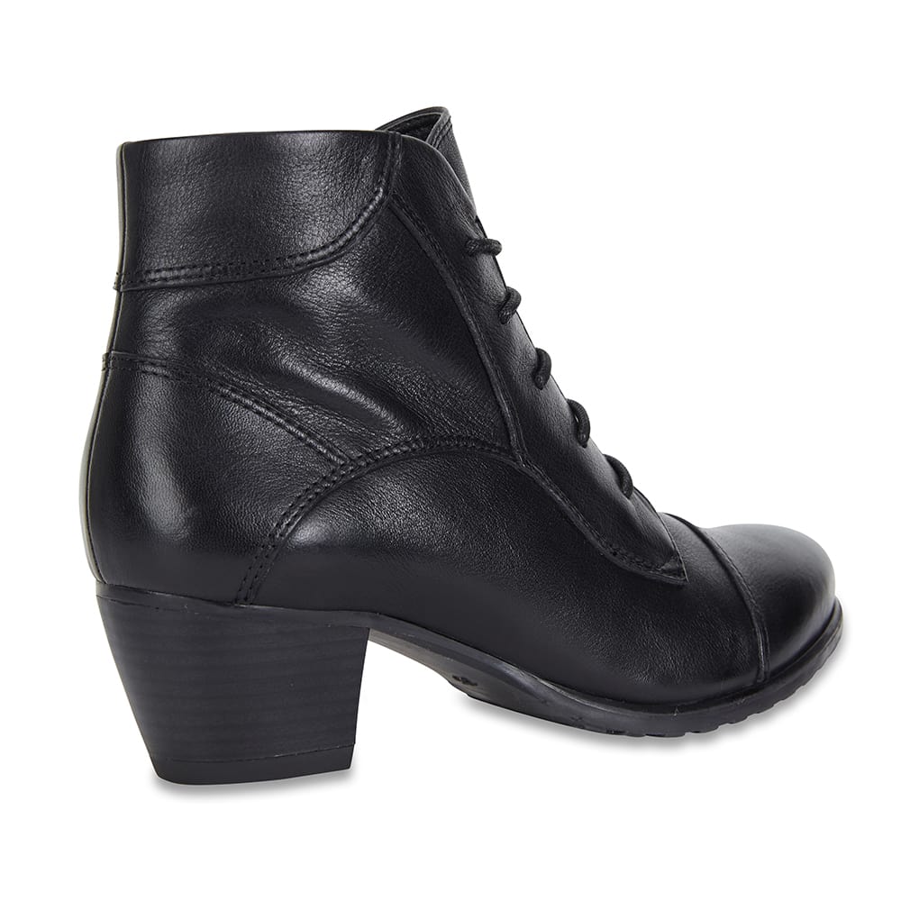 Limit Boot in Black Leather