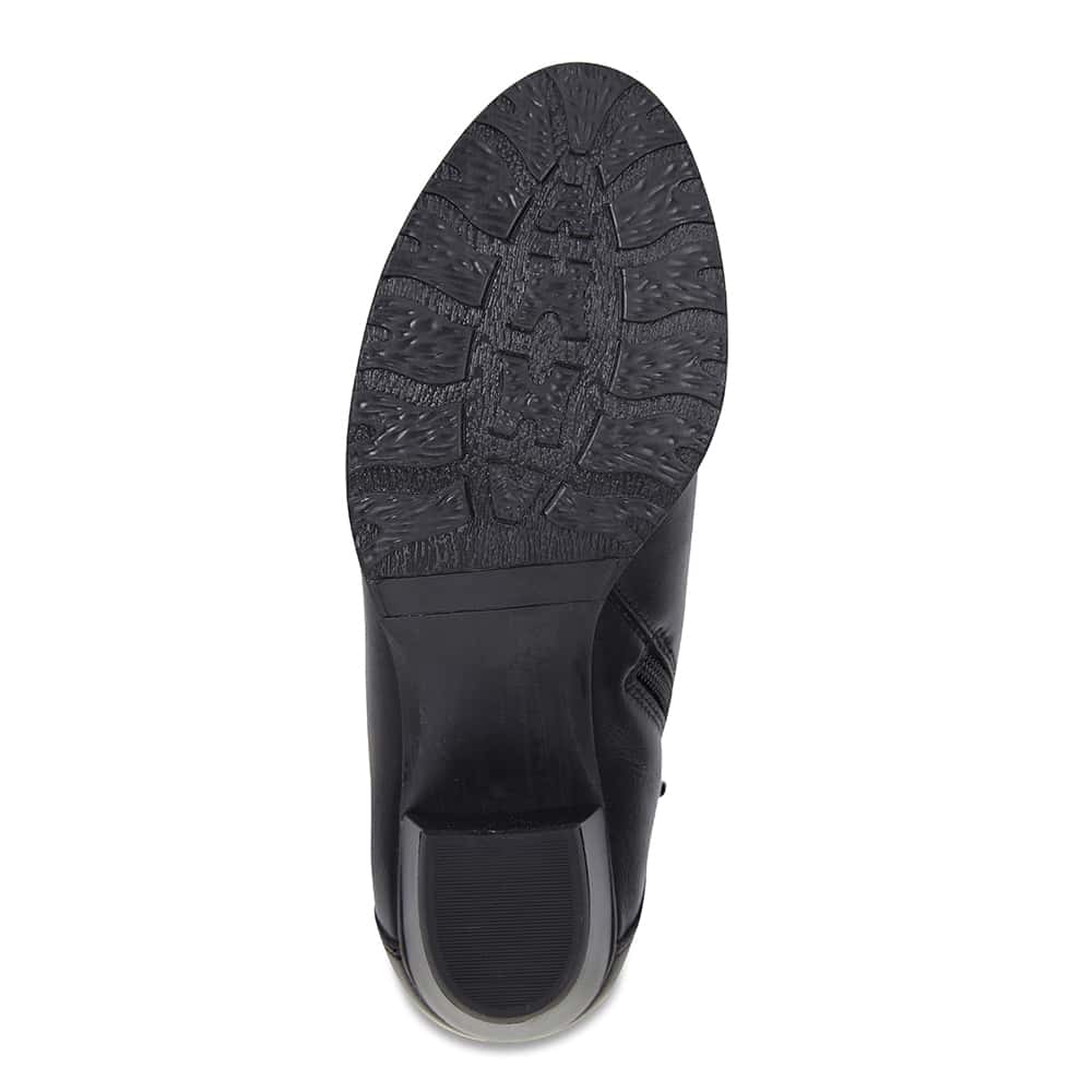 Limit Boot in Black Leather