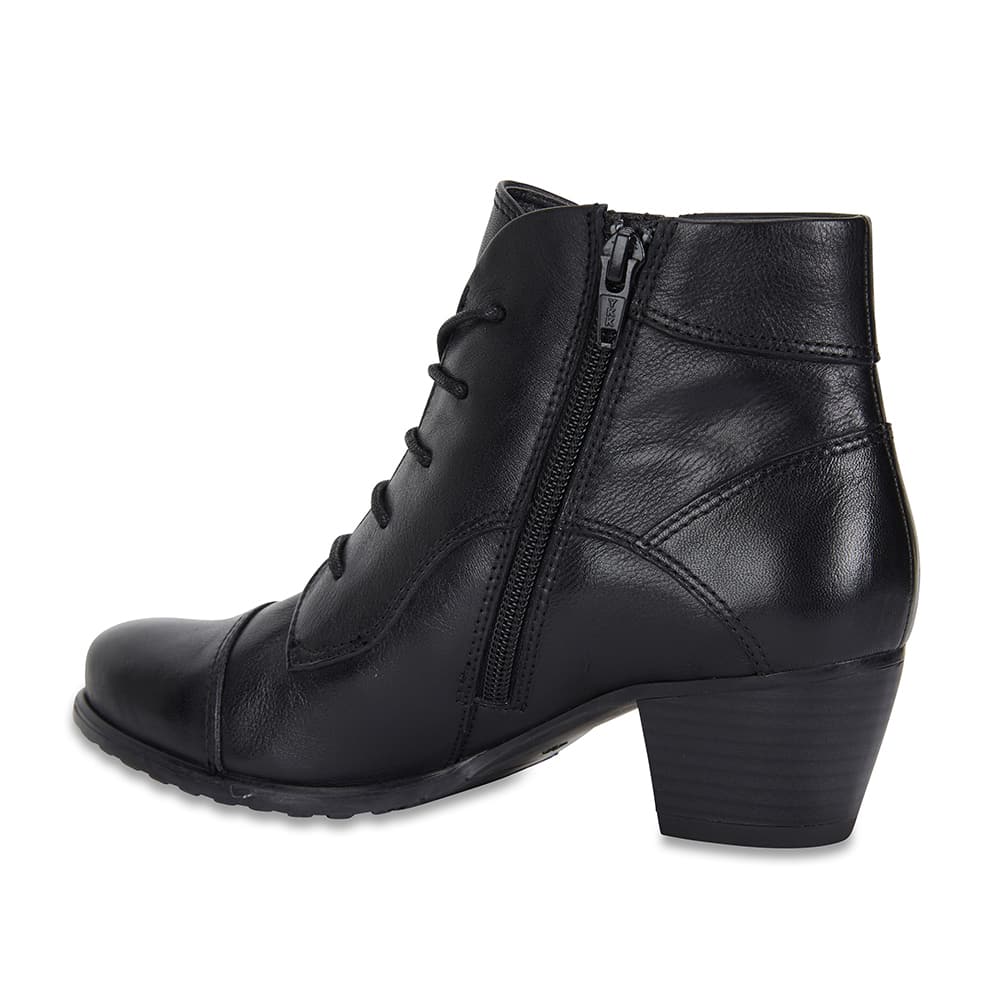 Limit Boot in Black Leather