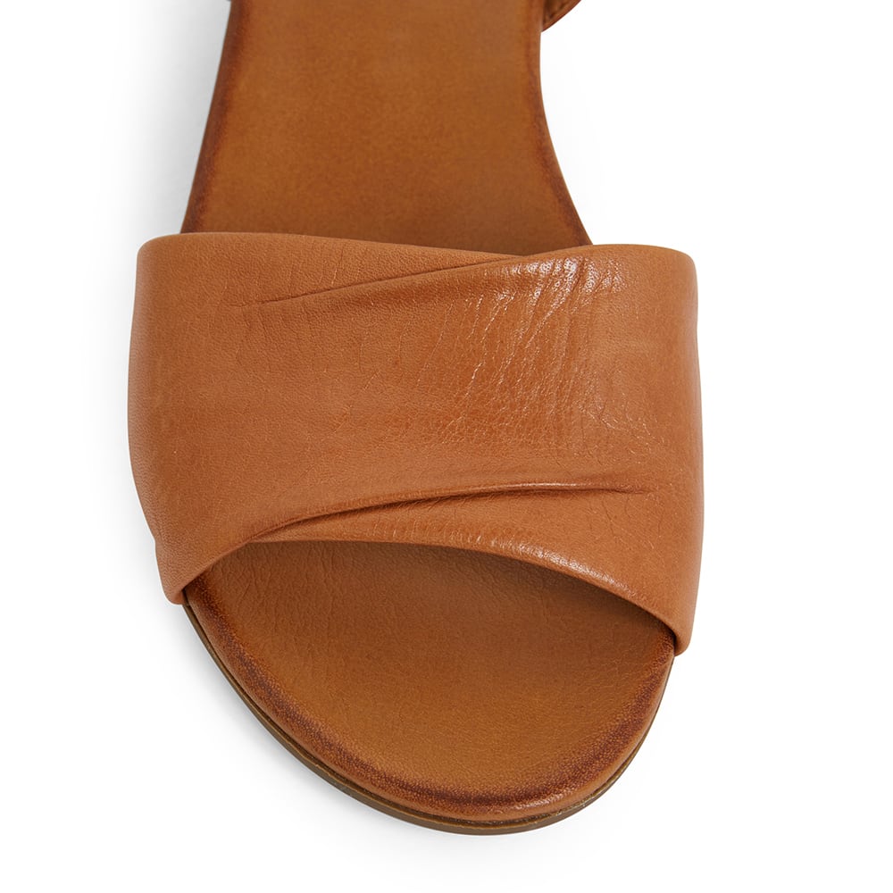 Maisy Heel in Cognac Leather