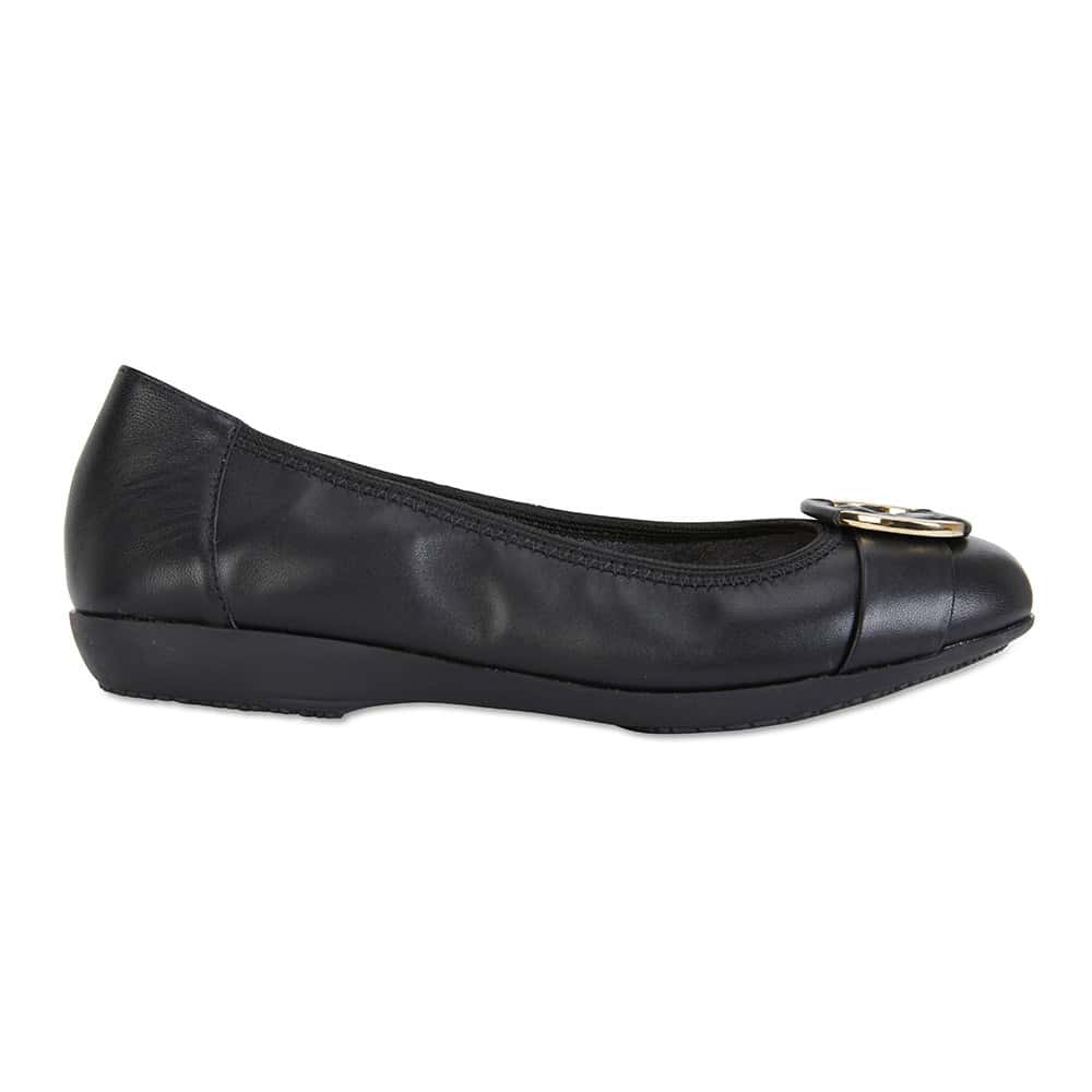 Nadine Flat in Black Leather