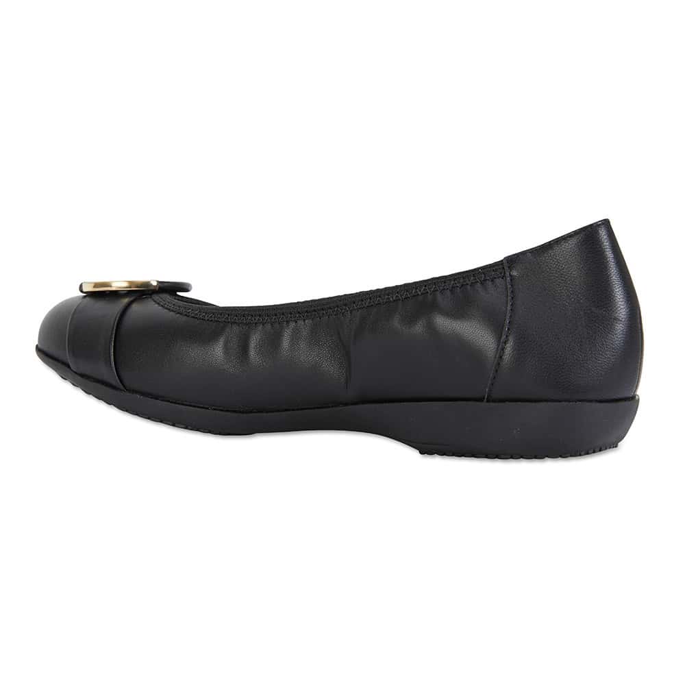 Nadine Flat in Black Leather