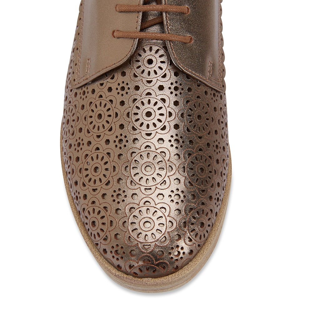 Nero Brogue in Pewter Leather
