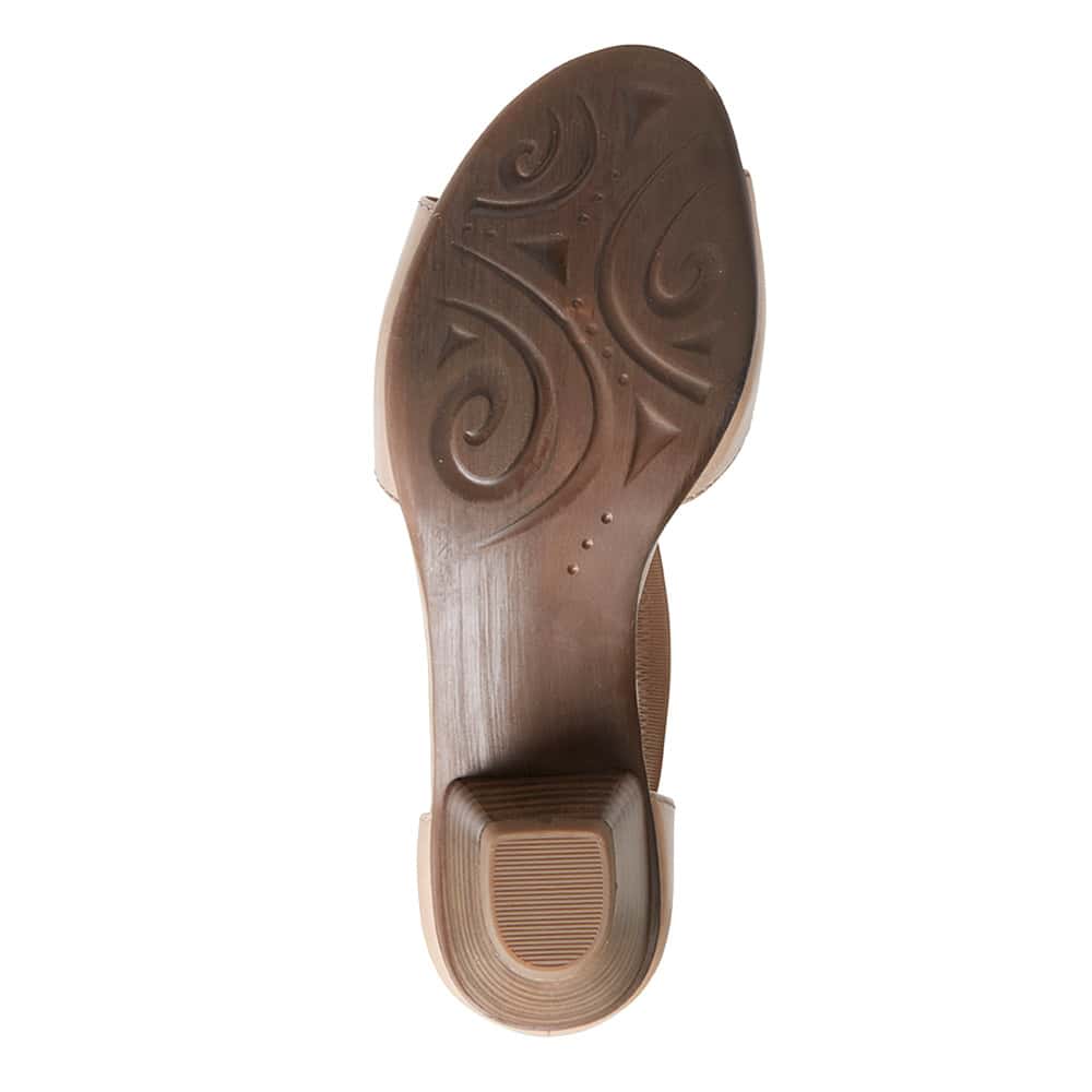 Praise Heel in Neutral Leather