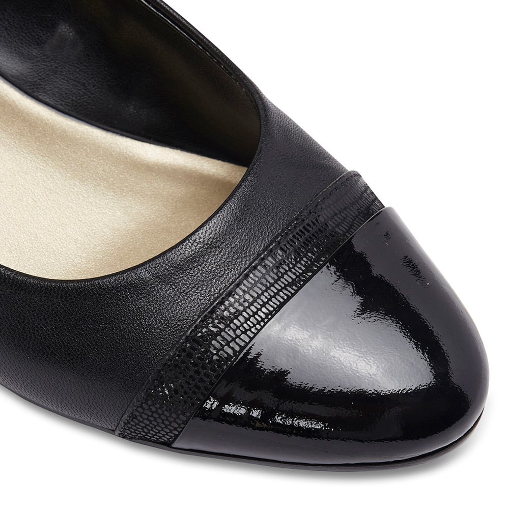 Ruth Heel in Black On Black Leather