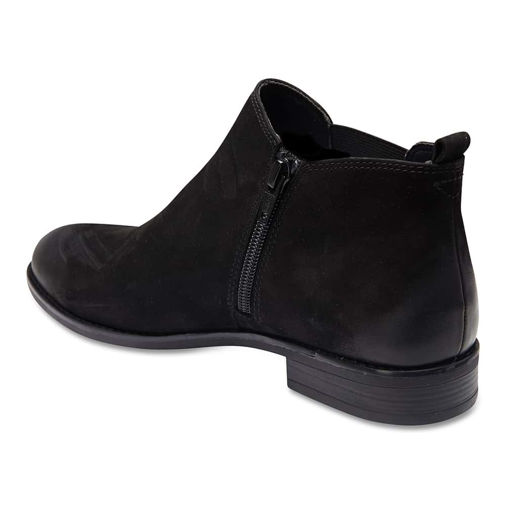 Scope Boot in Black Nubuck