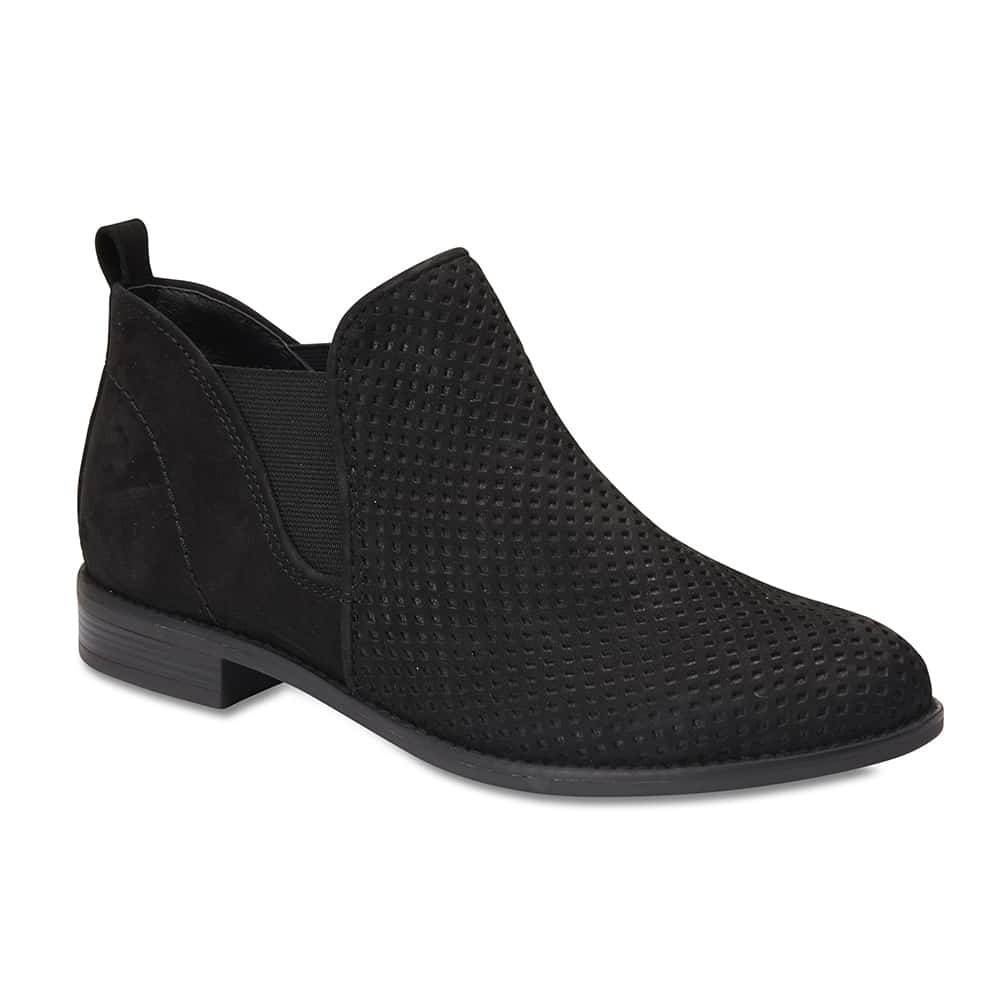 Stanford Boot in Black Nubuck