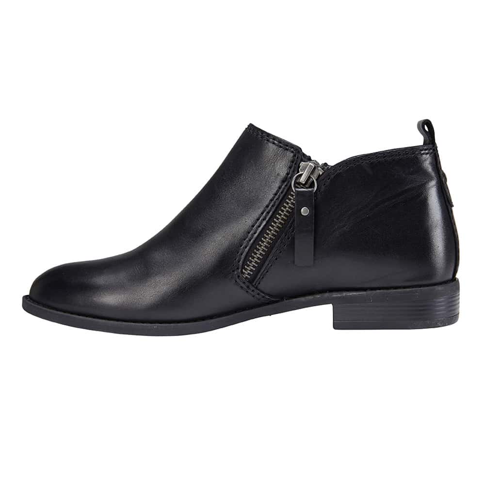 Strike Boot in Black Leather