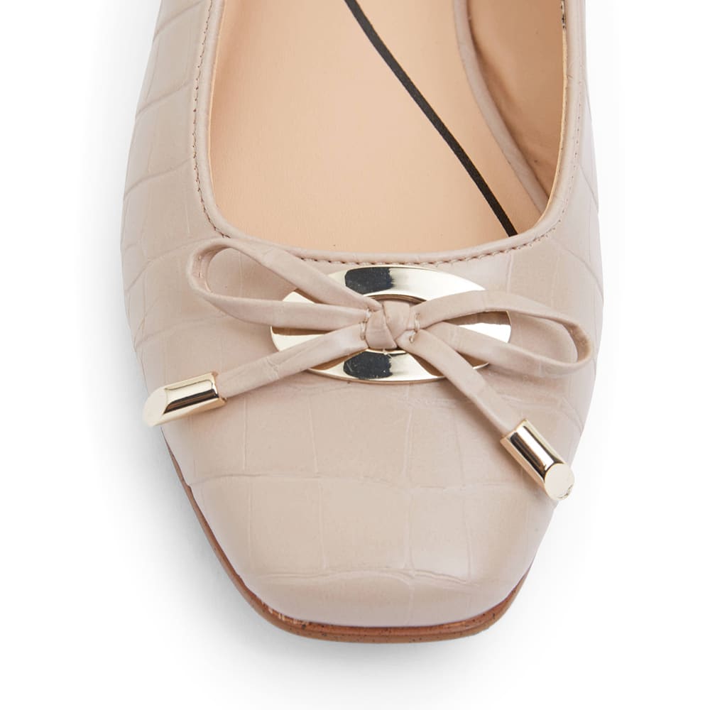 Tabbatha Flat in Nude Croc