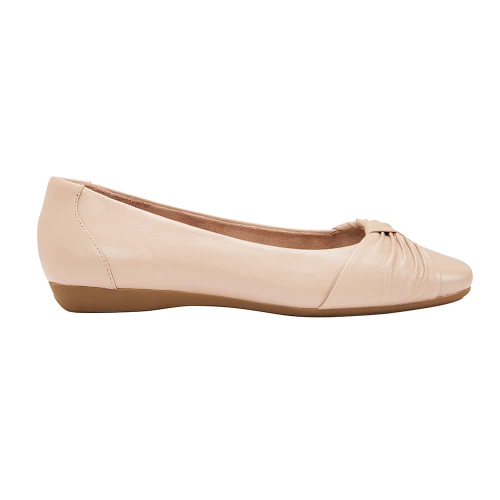 Tammy Flat in Nude Leather