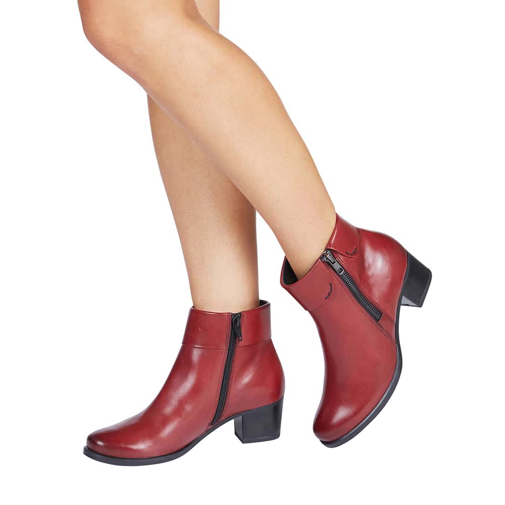 Tenor Boot in Red Leather