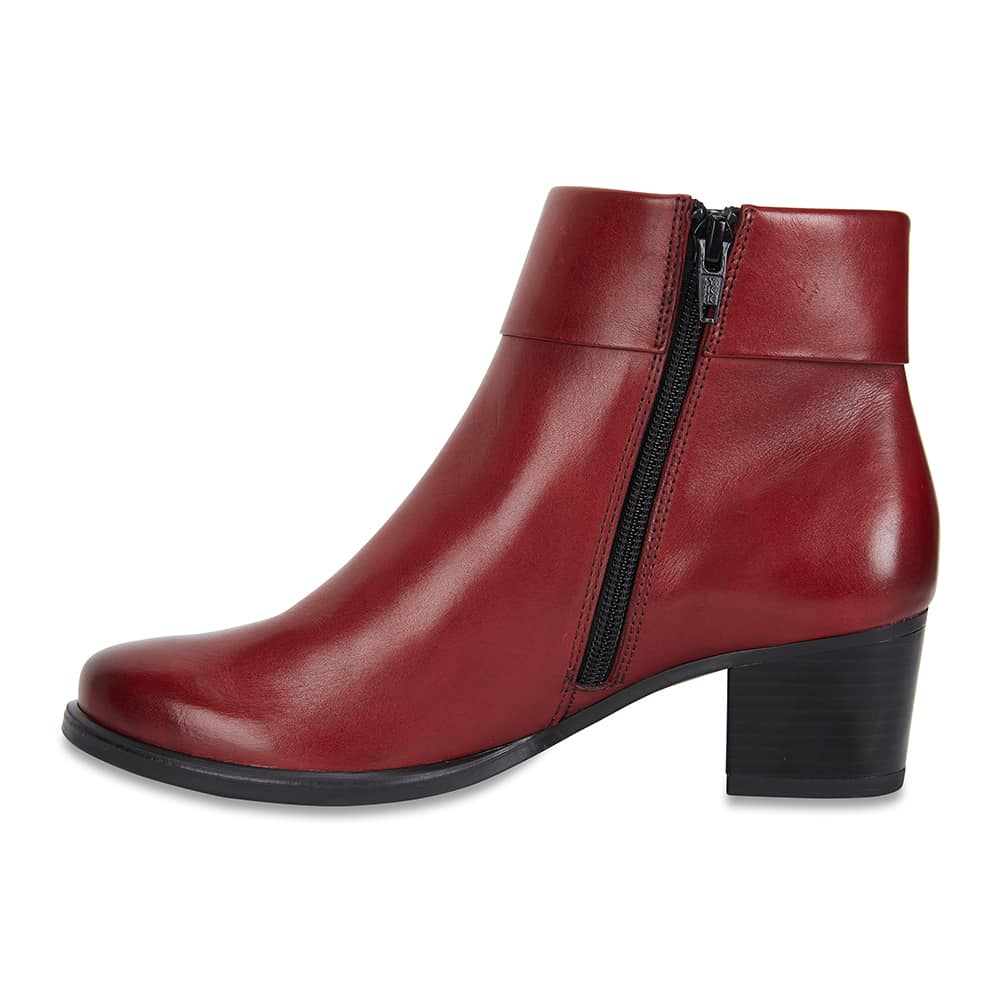 Tenor Boot in Red Leather