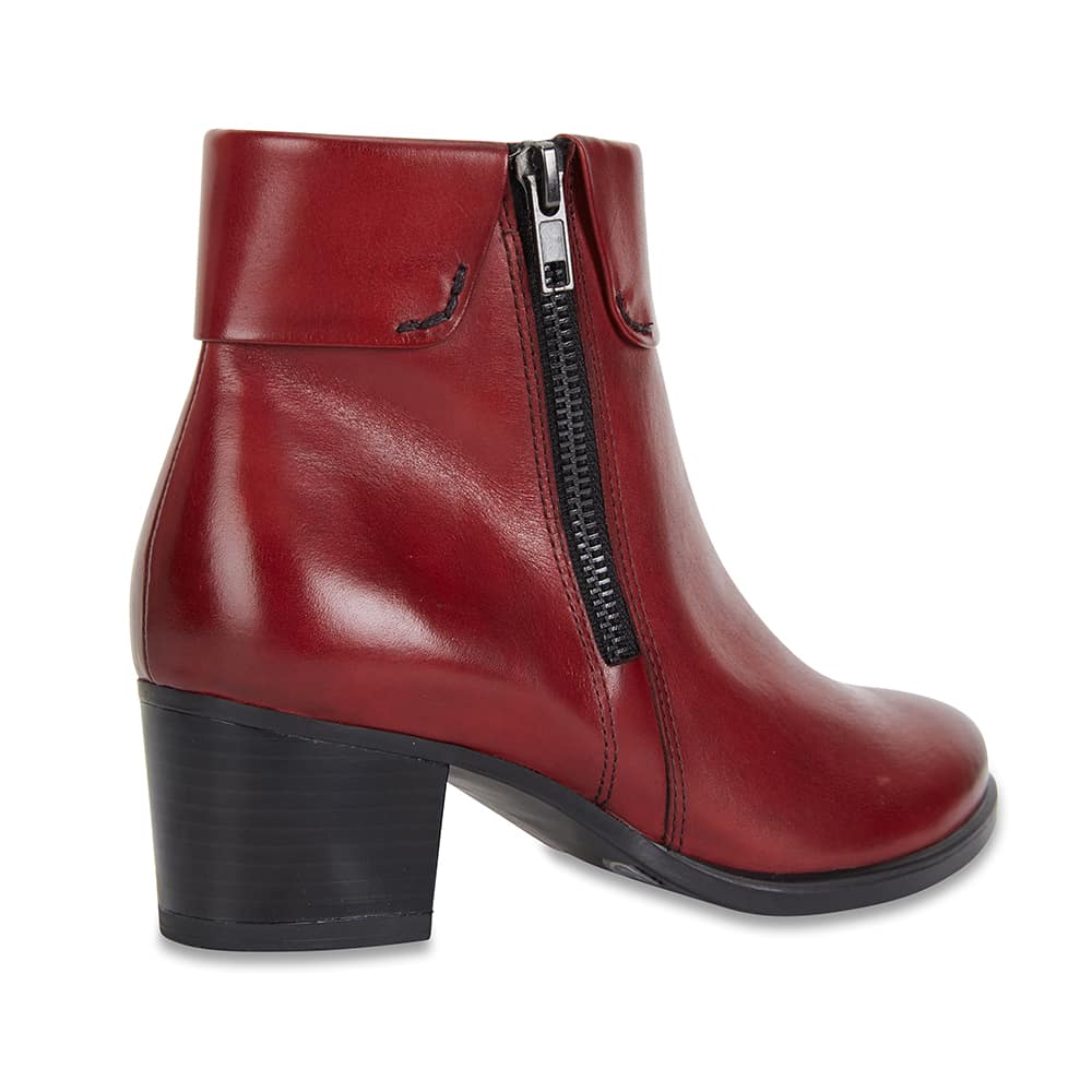 Tenor Boot in Red Leather