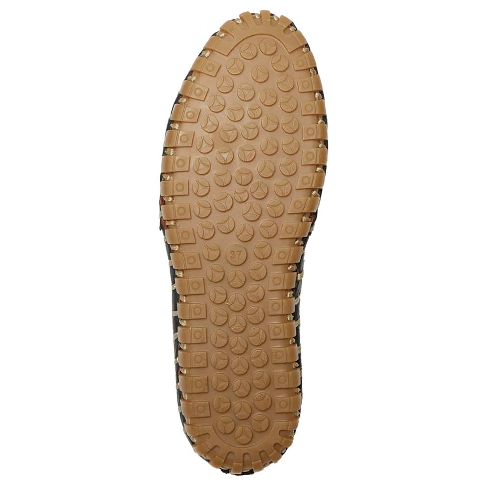 Tilly Flat in Black And Tan Leather