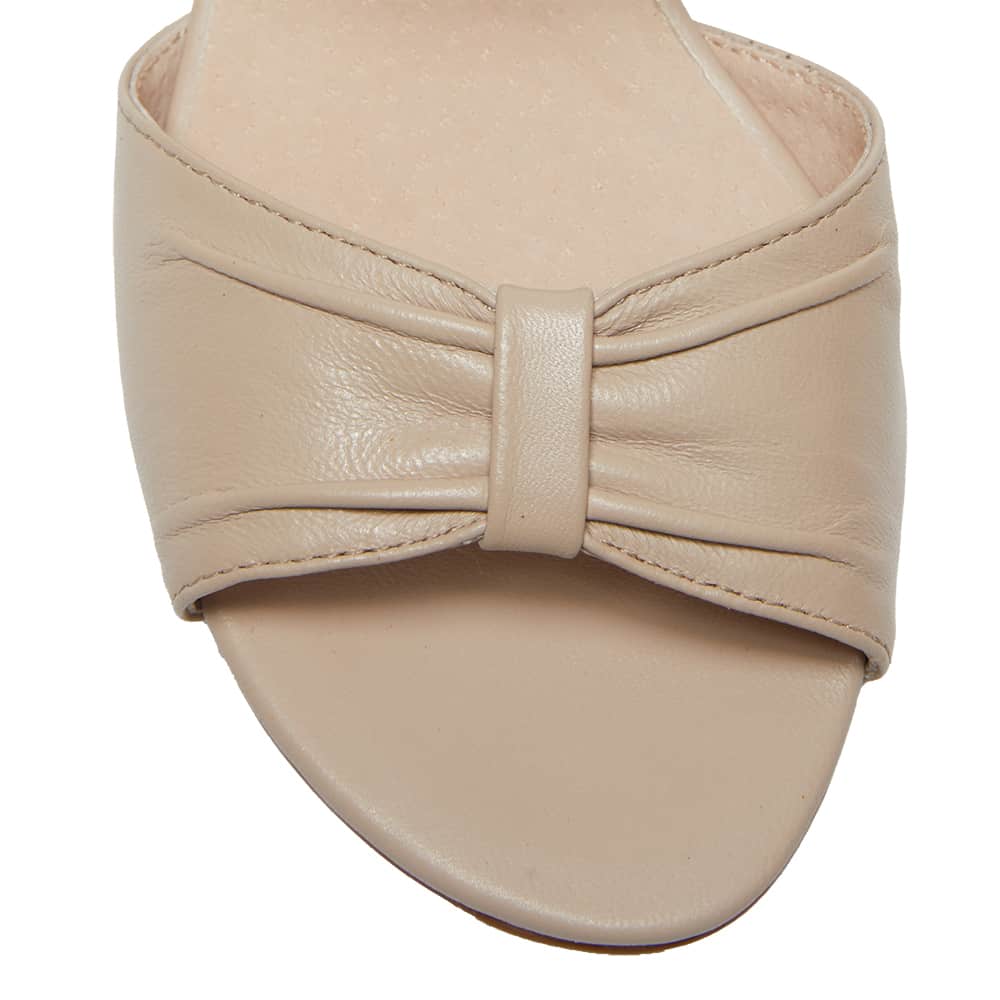 Vicky Heel in Nude Leather