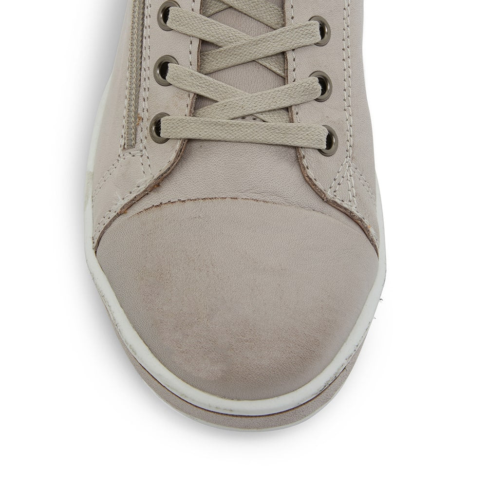 Whisper Sneaker in Light Grey Leather