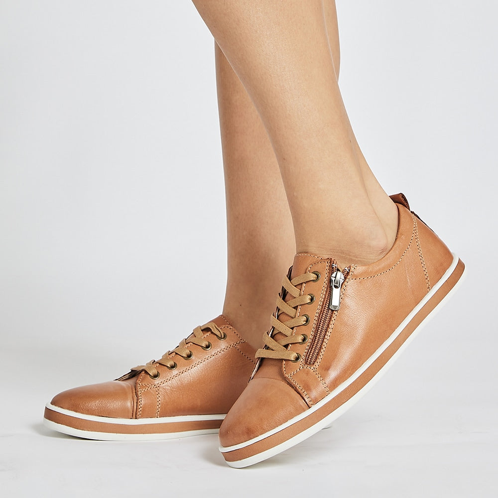 Whisper Sneaker in Tan Leather