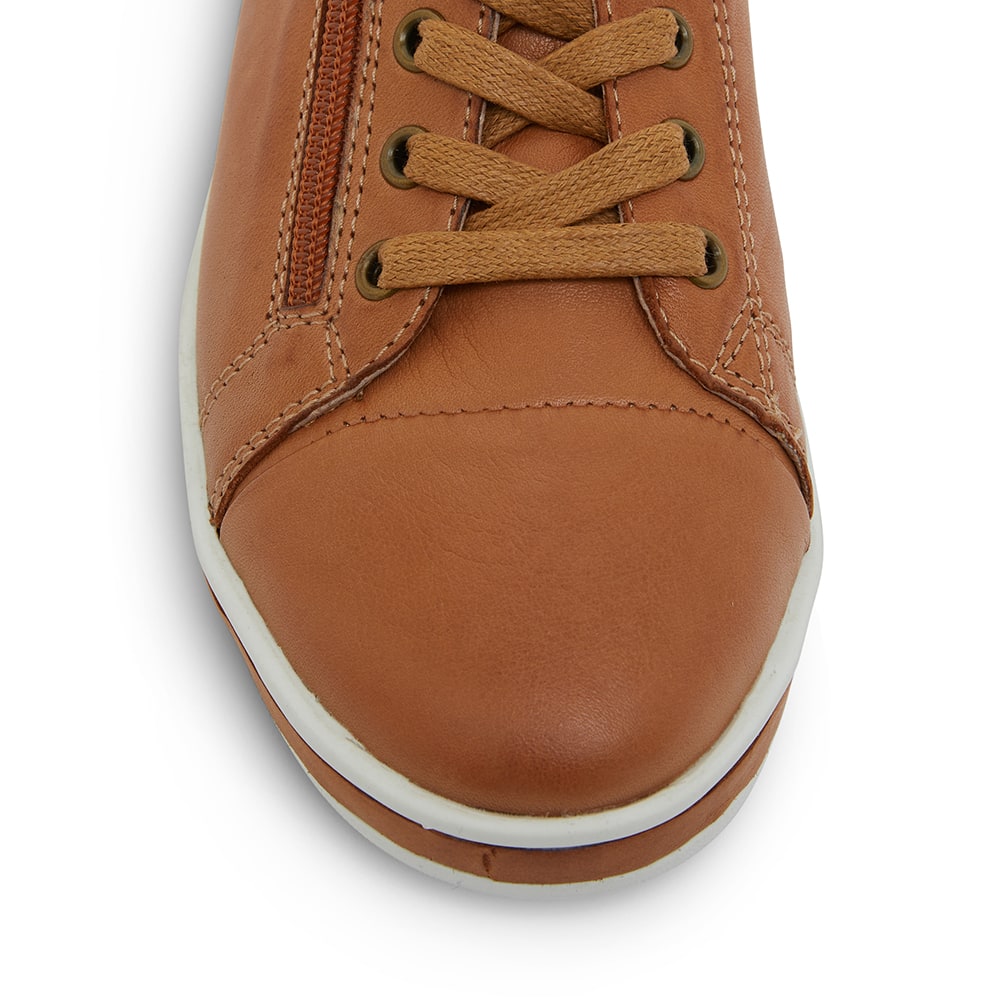 Whisper Sneaker in Tan Leather