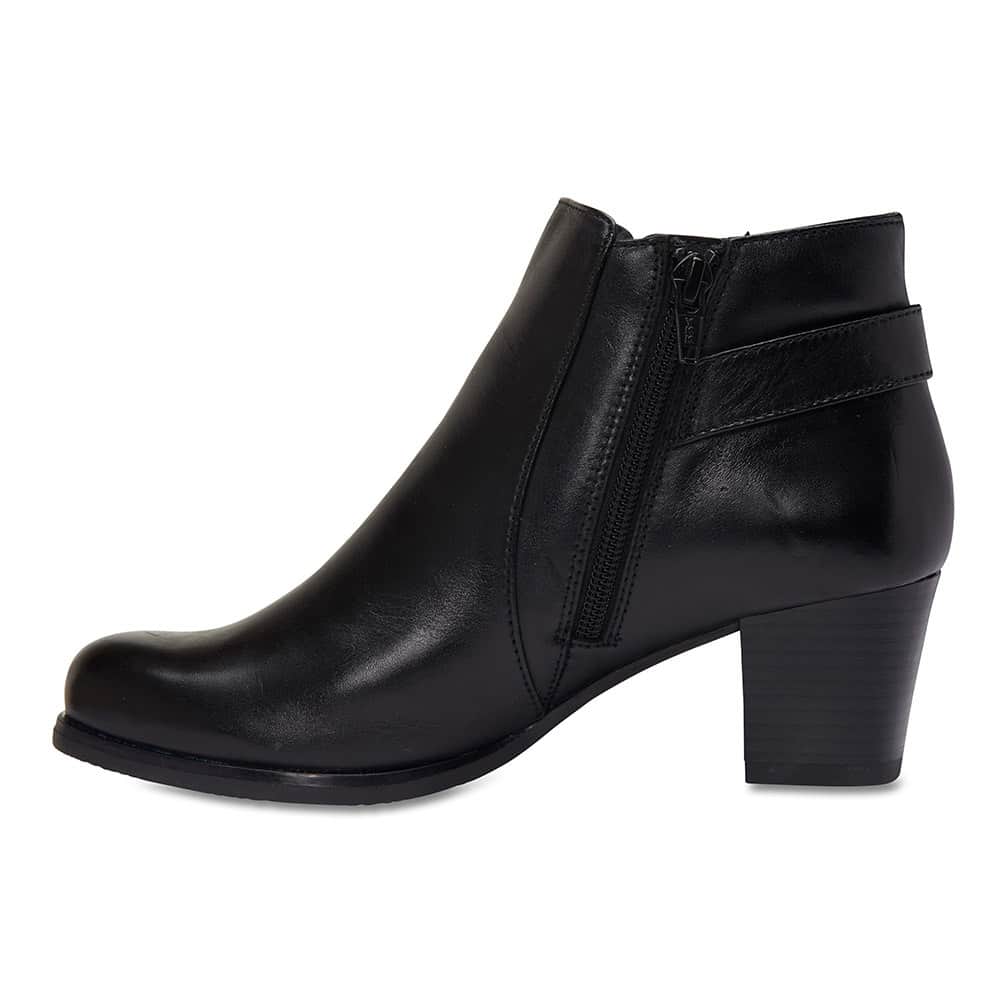 Wilbur Boot in Black Leather
