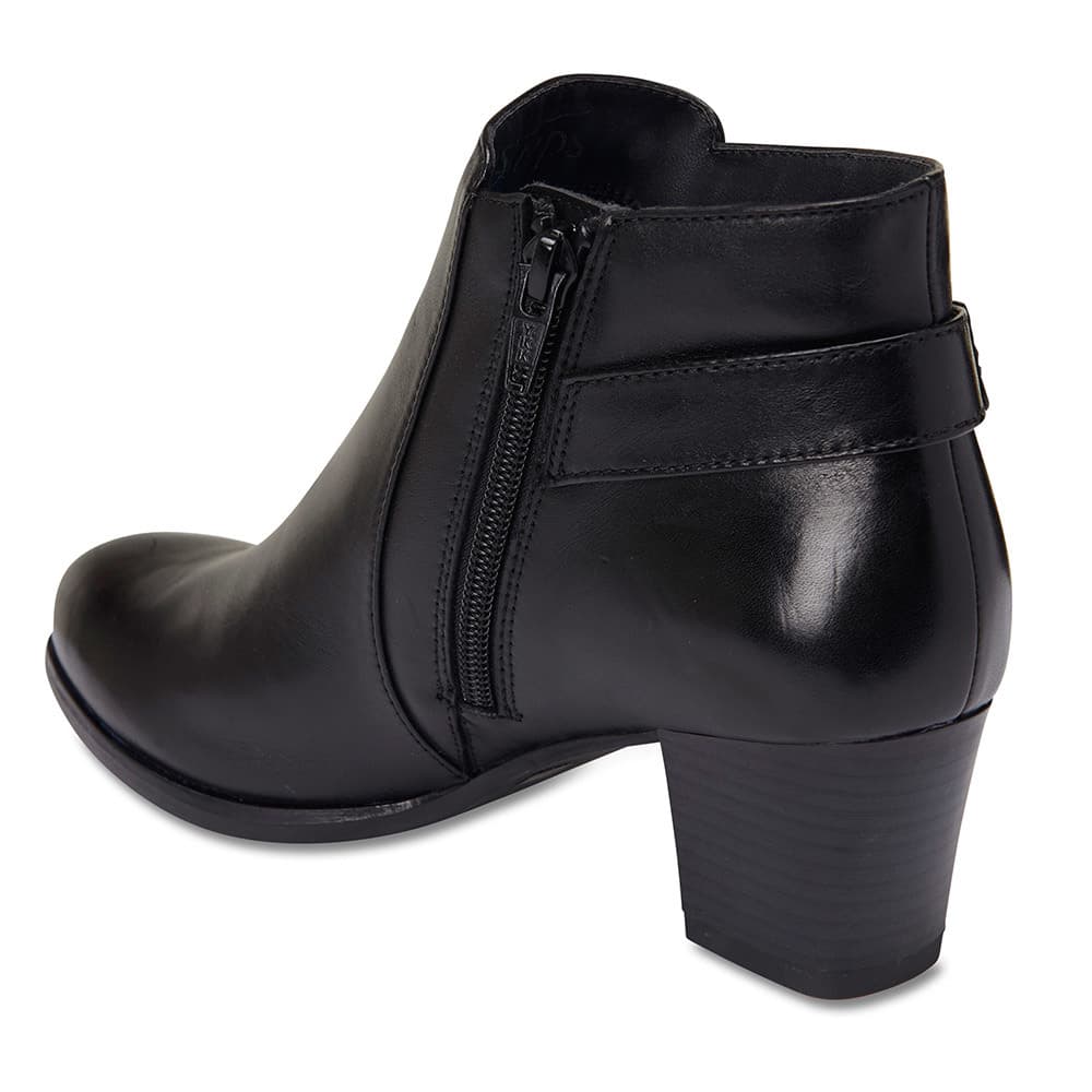 Wilbur Boot in Black Leather