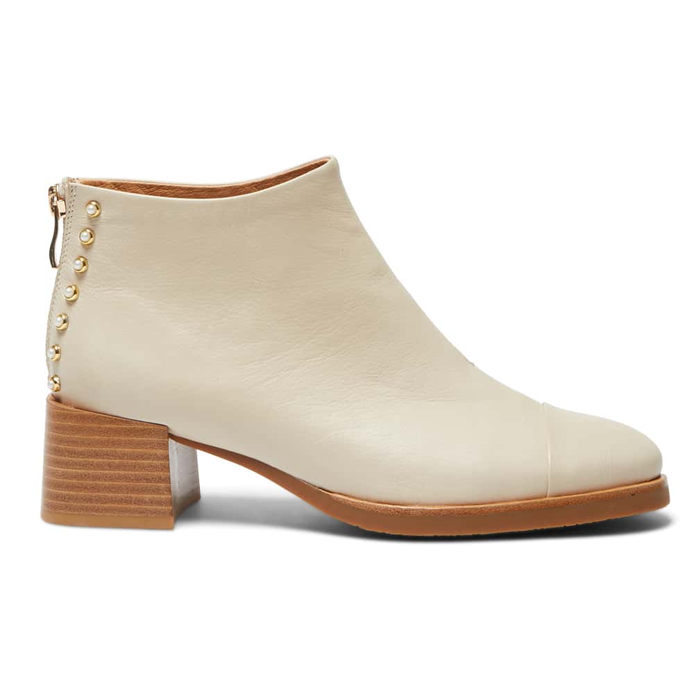 Aladdin Boot in Bone Leather