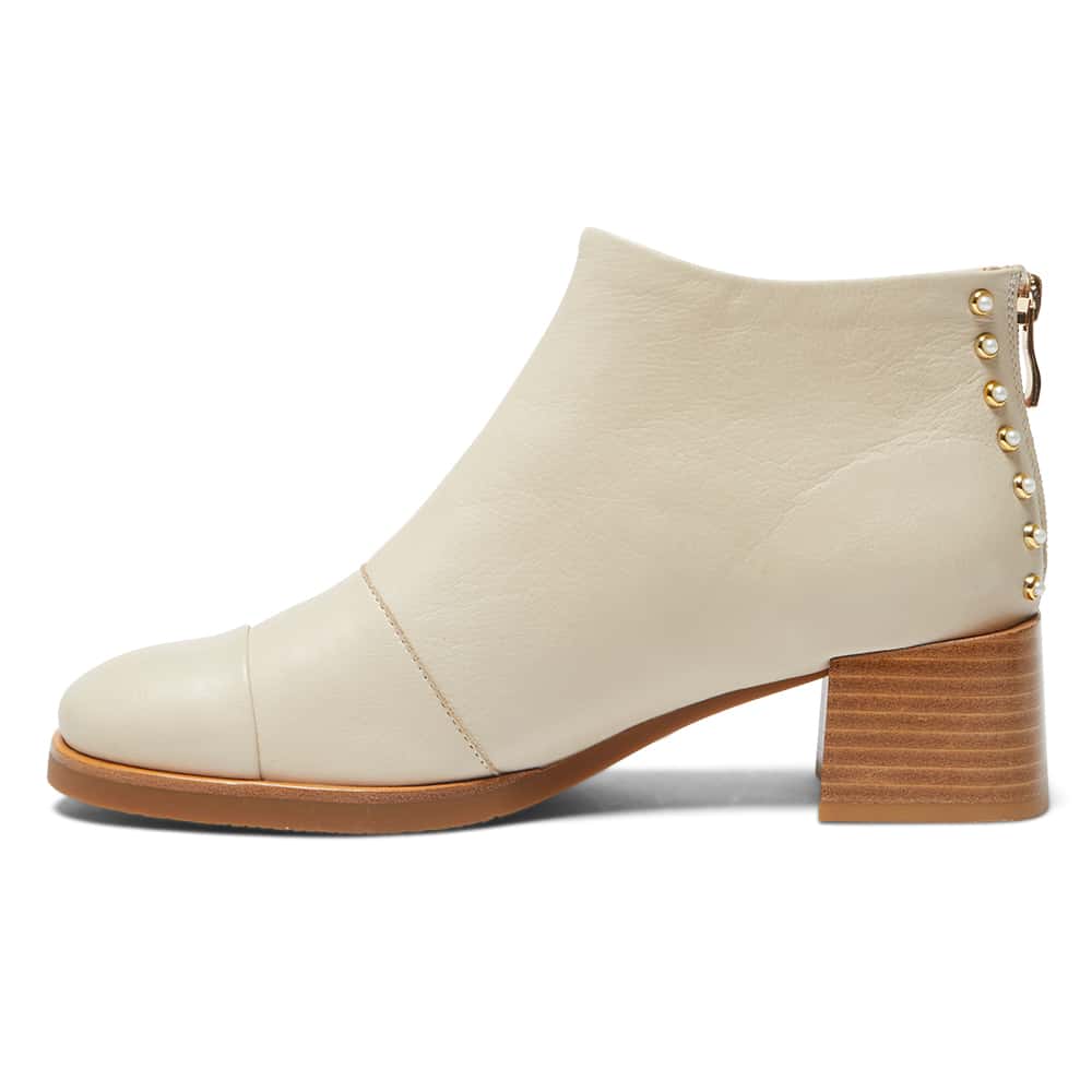 Aladdin Boot in Bone Leather