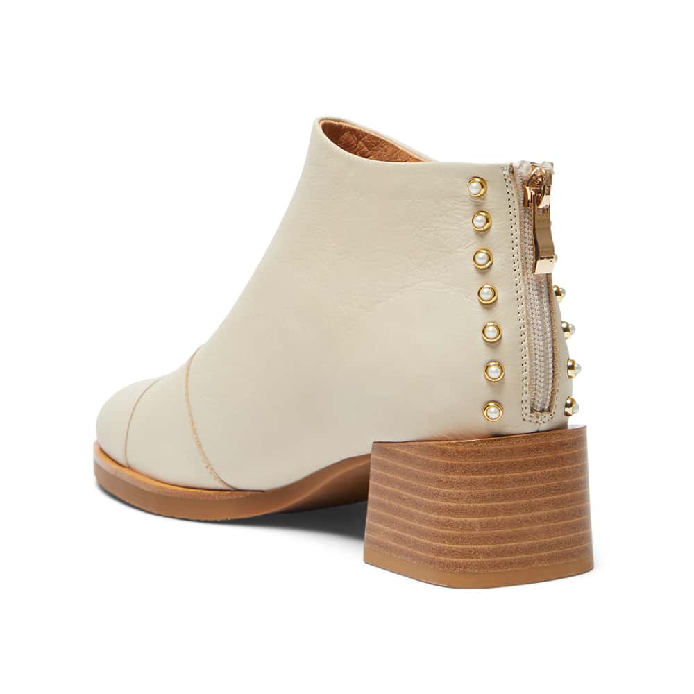 Aladdin Boot in Bone Leather
