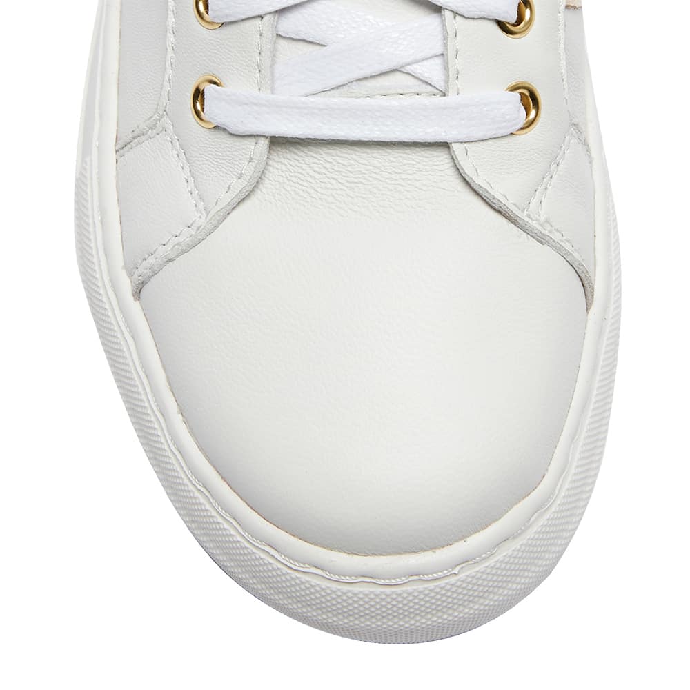 Bellevue Sneaker in White And Gold Leather