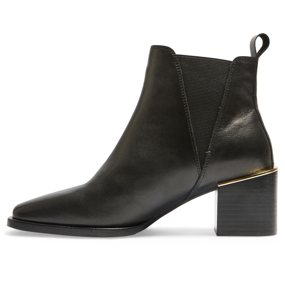 Blake Boot in Black Leather