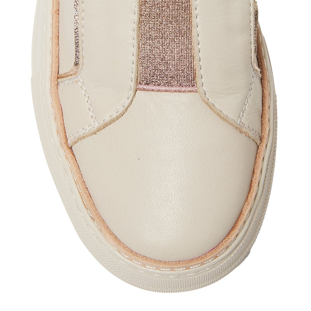 Buffy Sneaker in Ivory And Gold Leather
