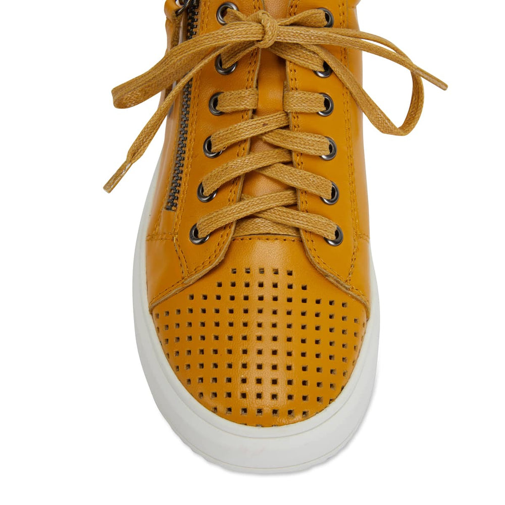 Carson Sneaker in Mustard Leather