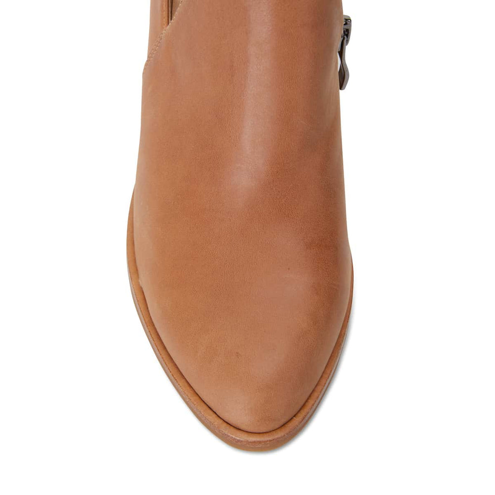 Decade Heel in Tan Leather