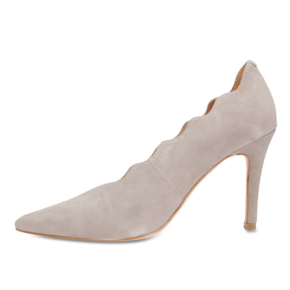 Della Heel in Grey Suede