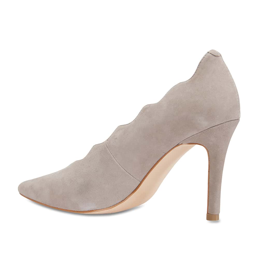 Della Heel in Grey Suede