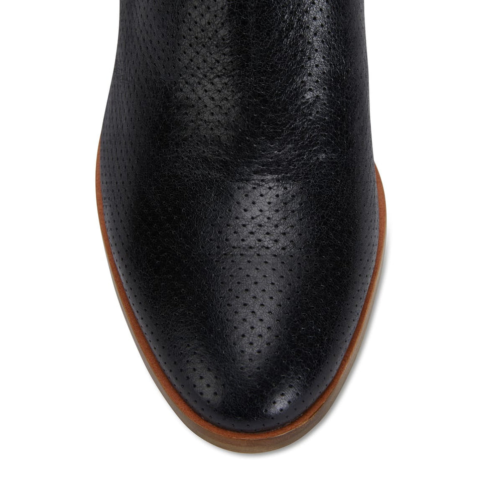 Divide Boot in Black Leather