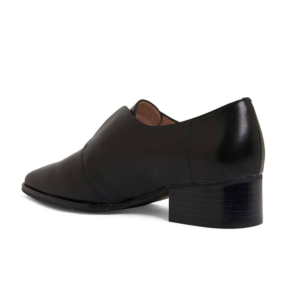 Editor Heel in Black Leather