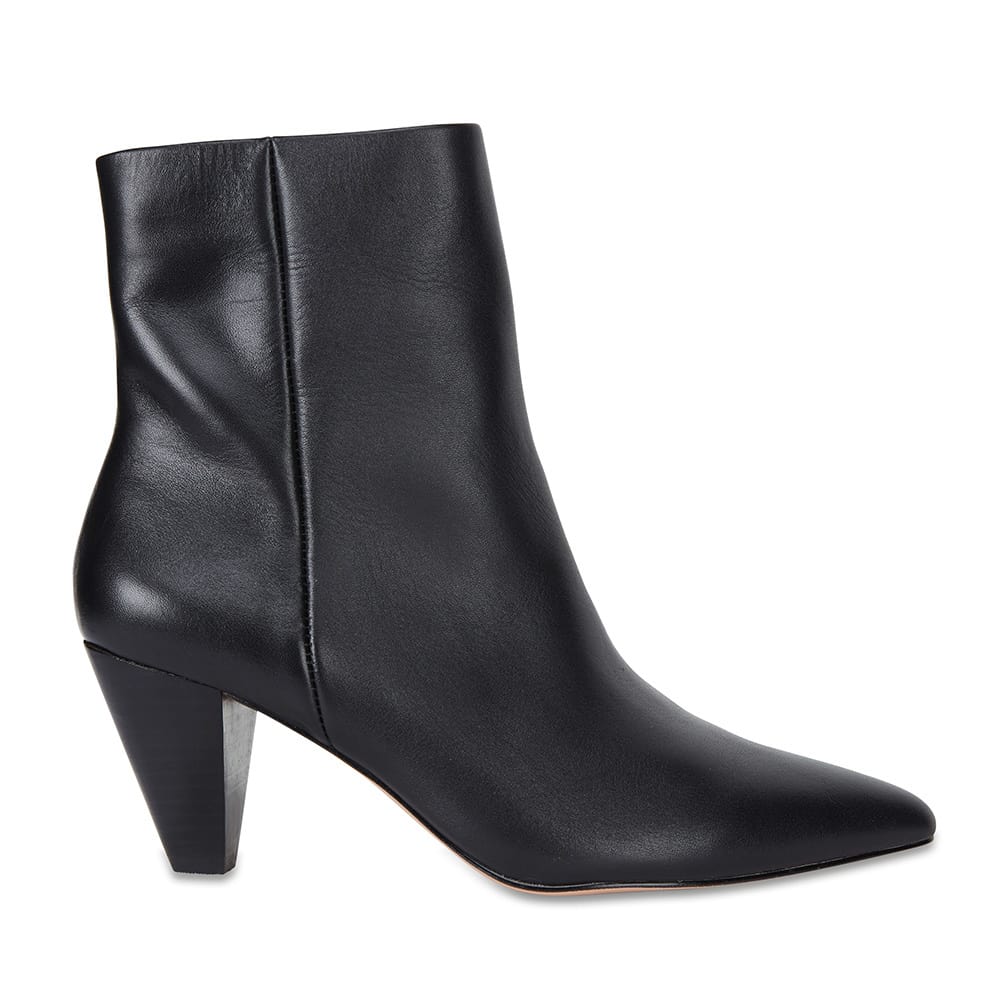 Event Boot in Black Leather