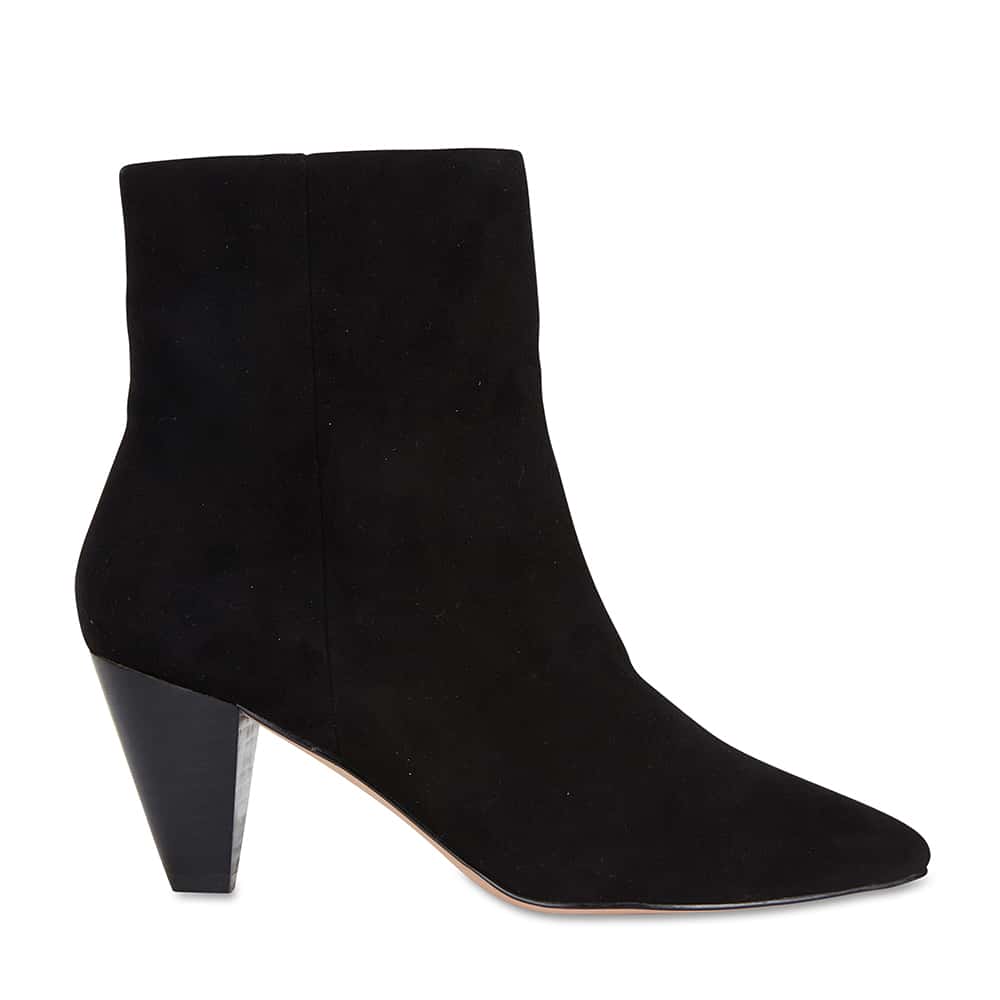 Event Boot in Black Suede