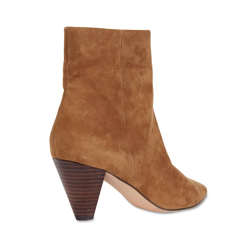 Event Boot in Tan Suede