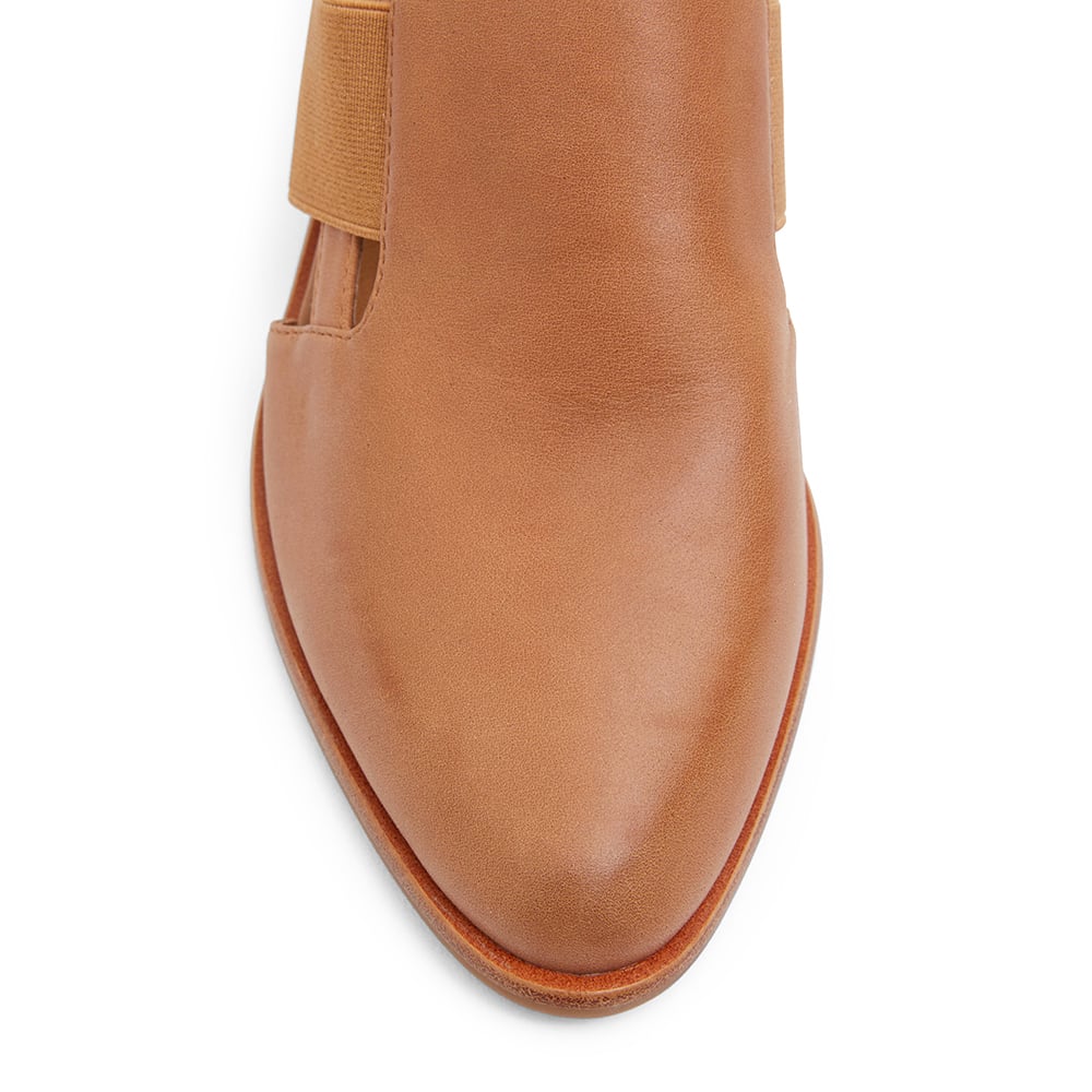 Expose Loafer in Tan Leather