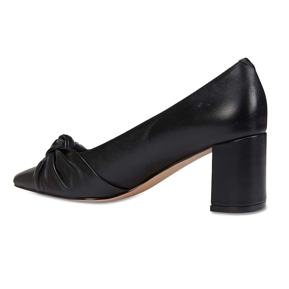 Flare Heel in Black Leather
