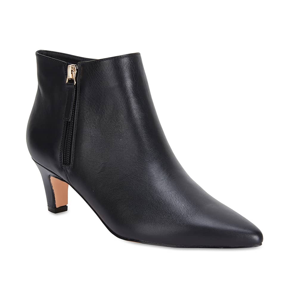 Focus Boot in Black Leather