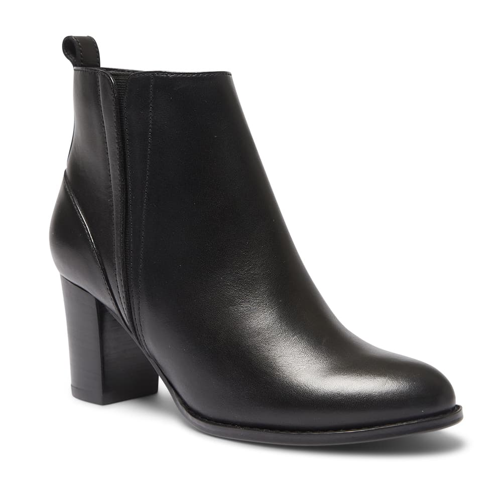 Geronimo Boot in Black Leather