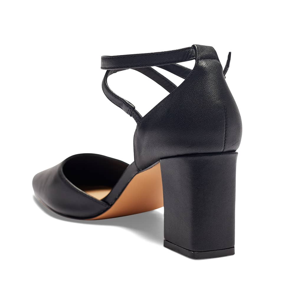 Gwyneth Heel in Black Leather