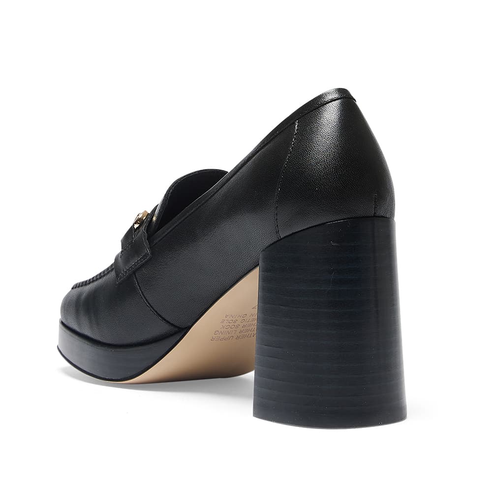 Heidi Loafer in Black Leather