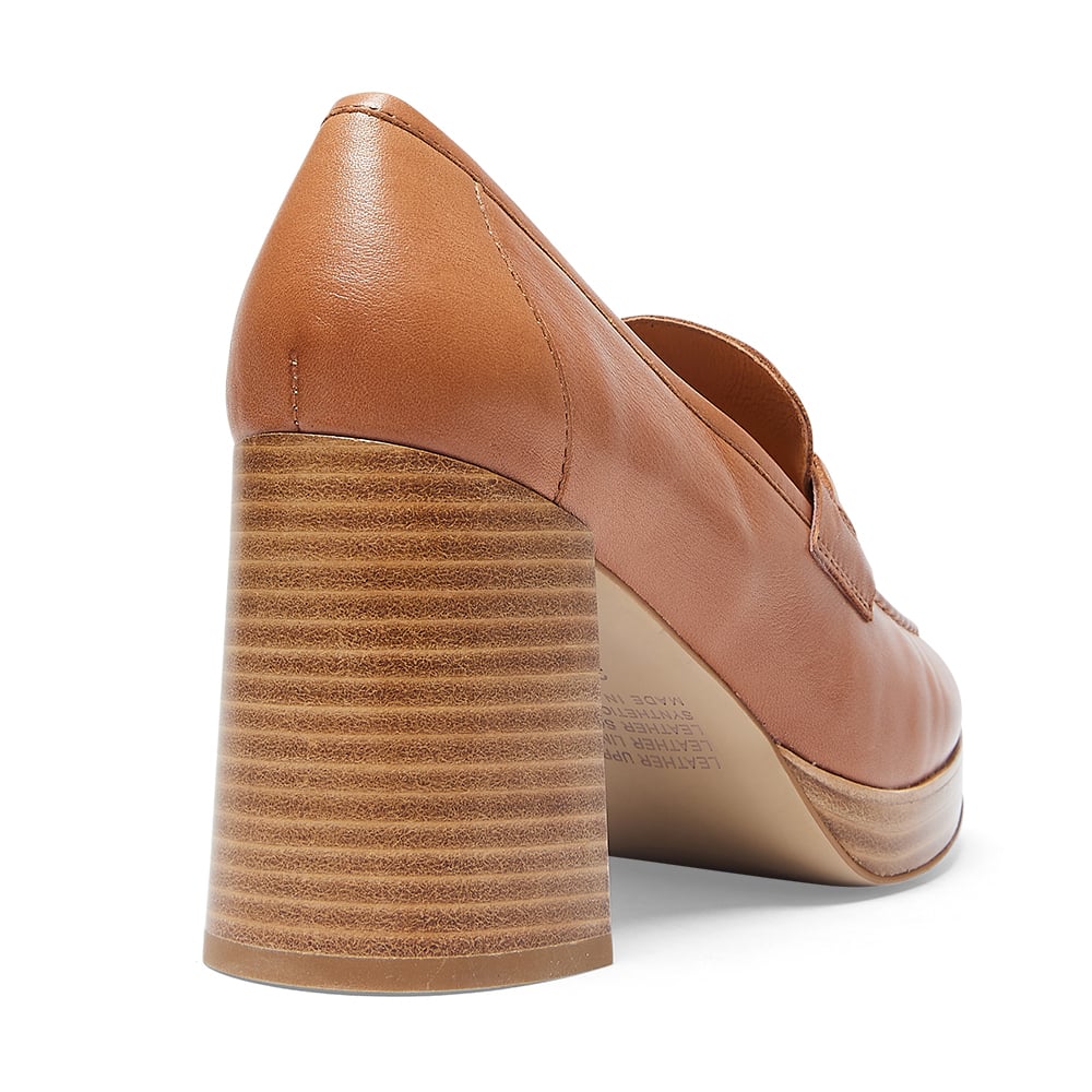 Heidi Loafer in Tan Leather