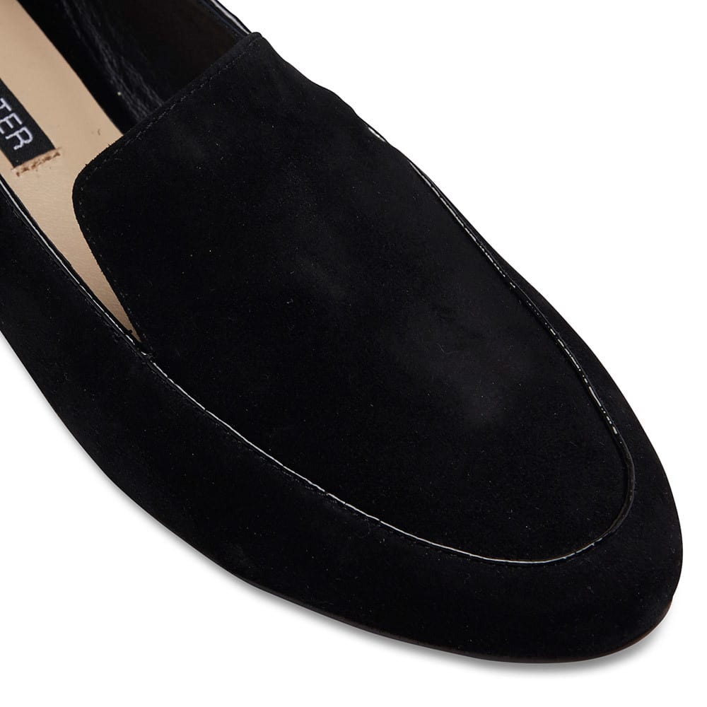 Holly Loafer in Black Suede