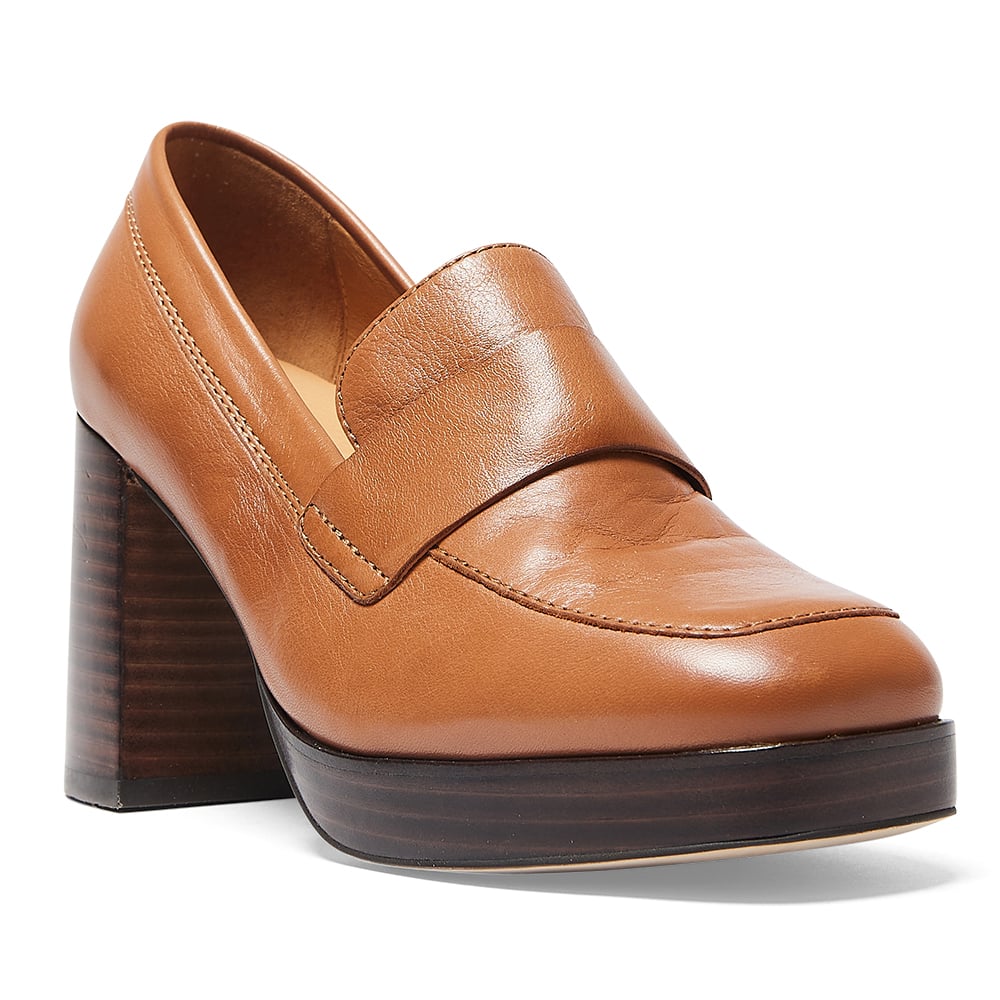 Hume Loafer in Tan Leather
